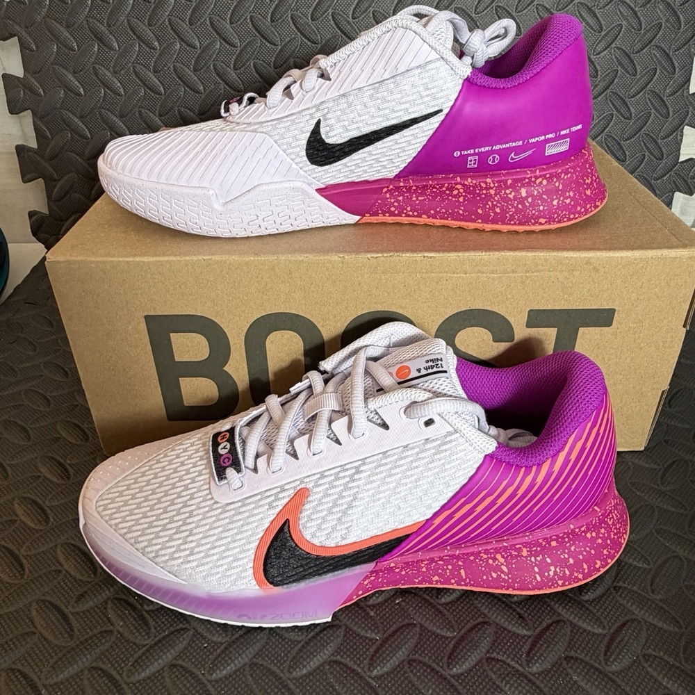 Nike Zoom Court Vapor Pro 2 Premium Hardcourt Tennis Shoes NYC Womens Size 8.5